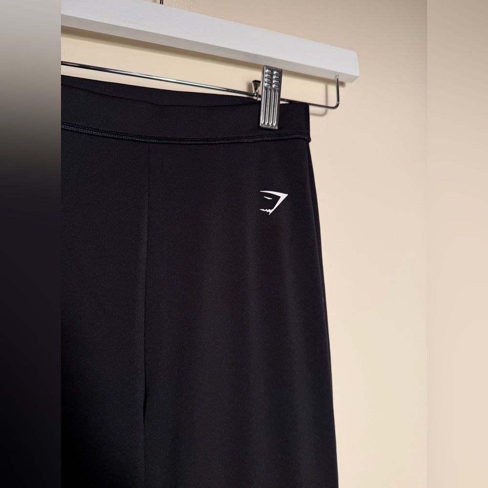 Gymshark Women's Everyday Seamless Flared Black Leggings Size XS - Picture 3 of 6